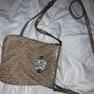 GUESS — purse — shoulder bag